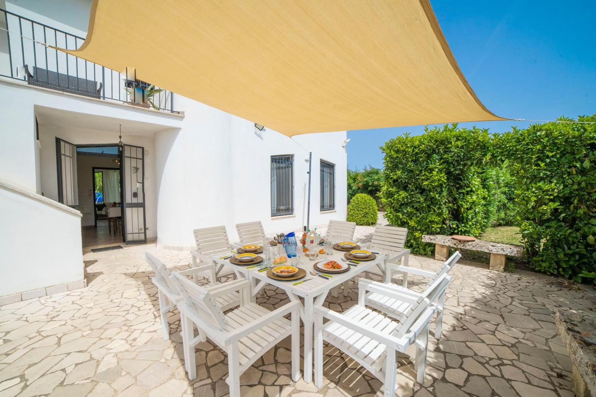 מלנדוניו Villa Lisa Garden And Pool - Happy Rentals מראה חיצוני תמונה