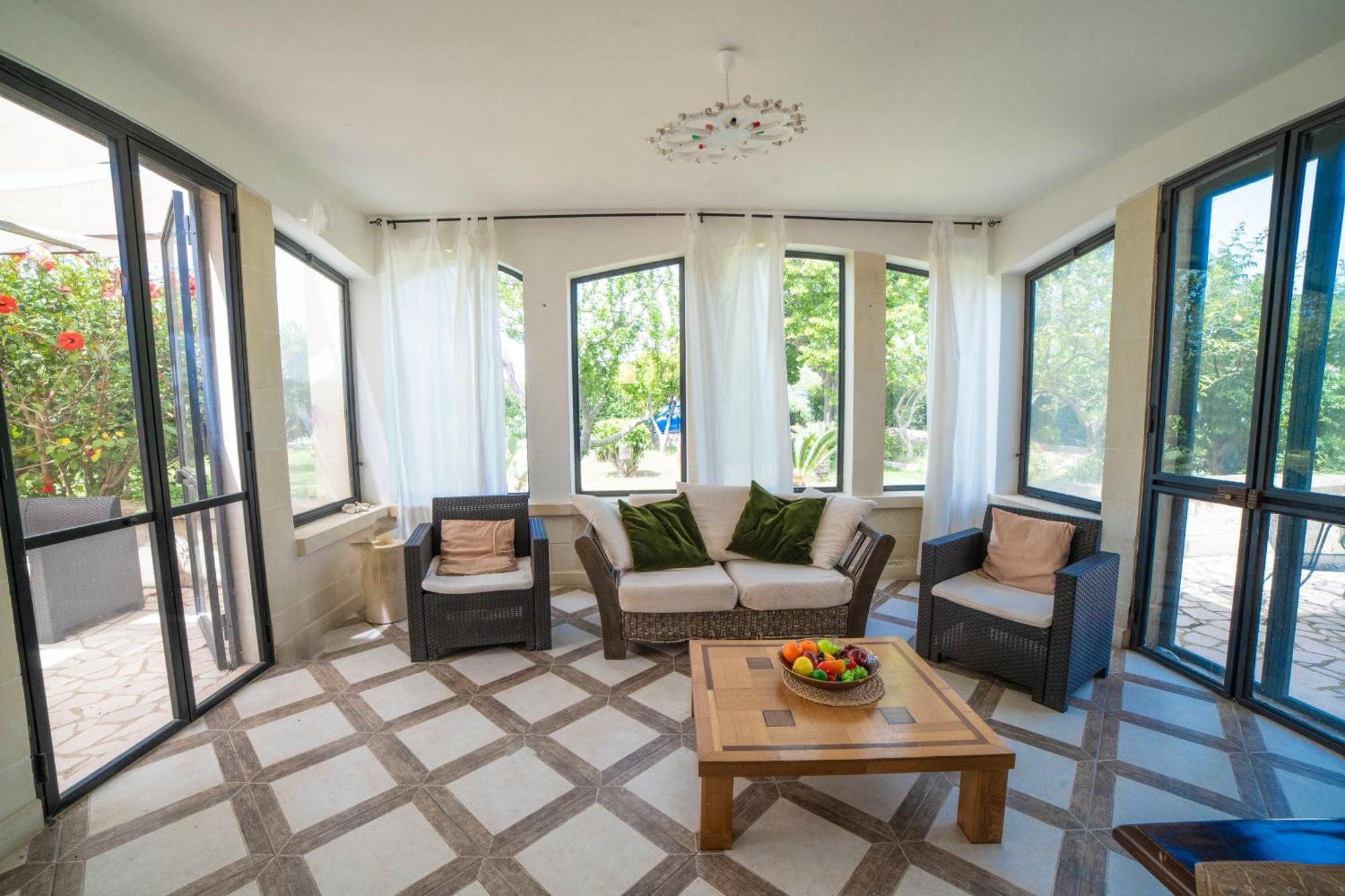 מלנדוניו Villa Lisa Garden And Pool - Happy Rentals מראה חיצוני תמונה